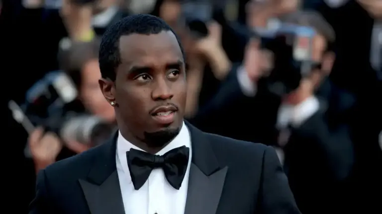 Sean Combs transf&eacute;r&eacute; en prison en Pennsylvanie : le rappeur P Diddy pi&eacute;g&eacute; avec un t&eacute;l&eacute;phone interdit